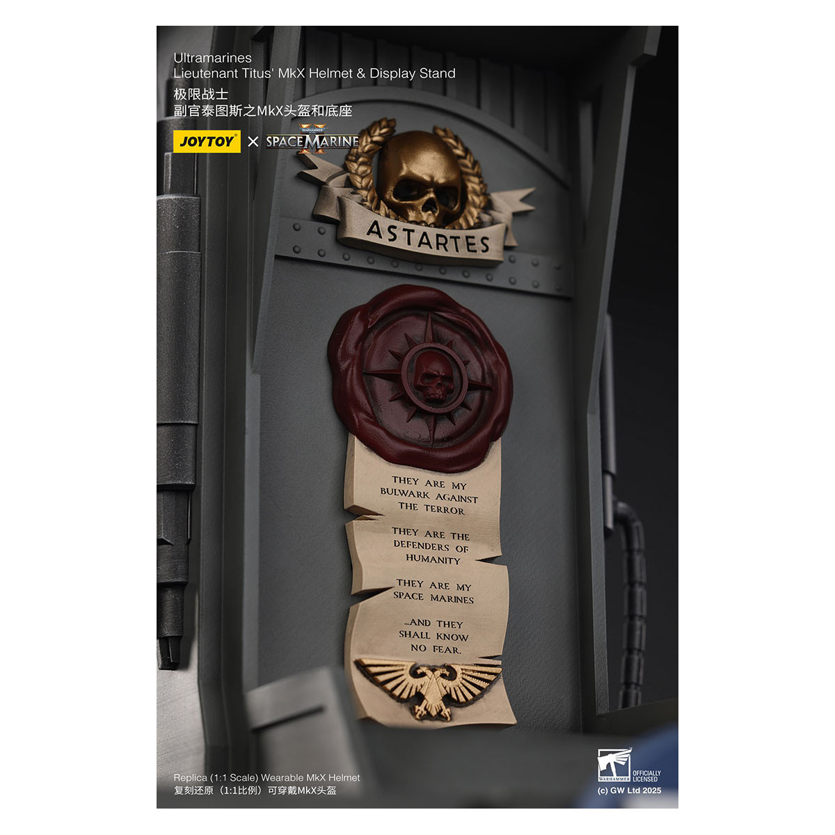 JoyToy - Space Marines II - Ultramarines Elmetto MkX del tenente Titus - espositore-11