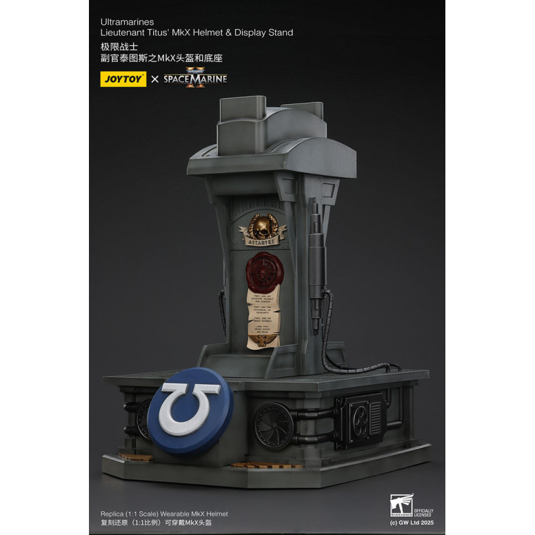 JoyToy - Space Marines II - Ultramarines Elmetto MkX del tenente Titus - espositore-11