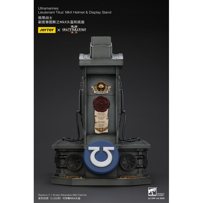 JoyToy - Space Marines II - Ultramarines Elmetto MkX del tenente Titus - espositore-11