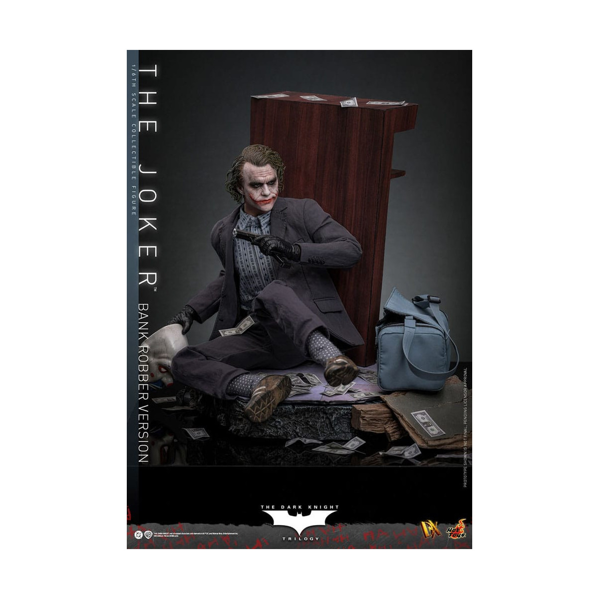 Hot Toys - Il Cavaliere Oscuro - Joker (versione rapinatore di banche) MMS 1/6