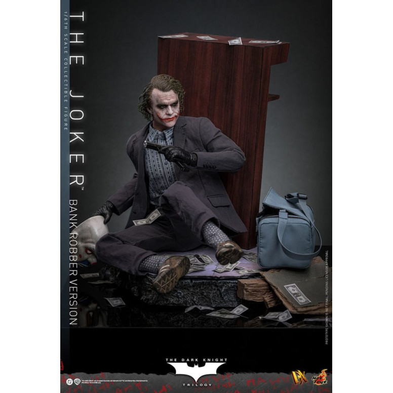 Hot Toys - Il Cavaliere Oscuro - Joker (versione rapinatore di banche) MMS 1/6