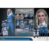 Hot Toys Marvel - Fantastici Quattro: Primi Passi - Donna Invisibile e H.E.R.B.I.E. MMS 1/6 - Sue Storm