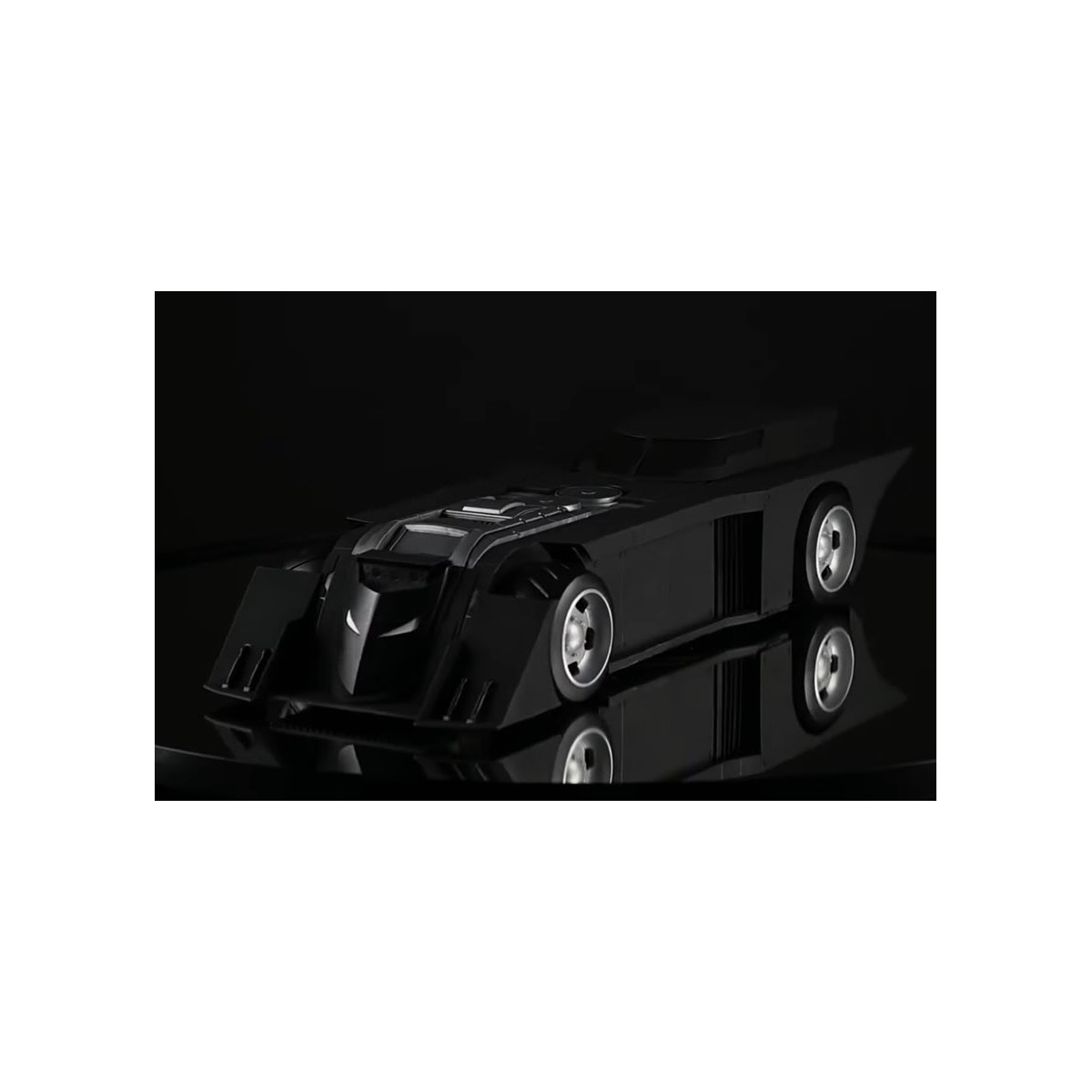 Mc Farlane - Multiverso DC - Batmobile - Rinascita DC