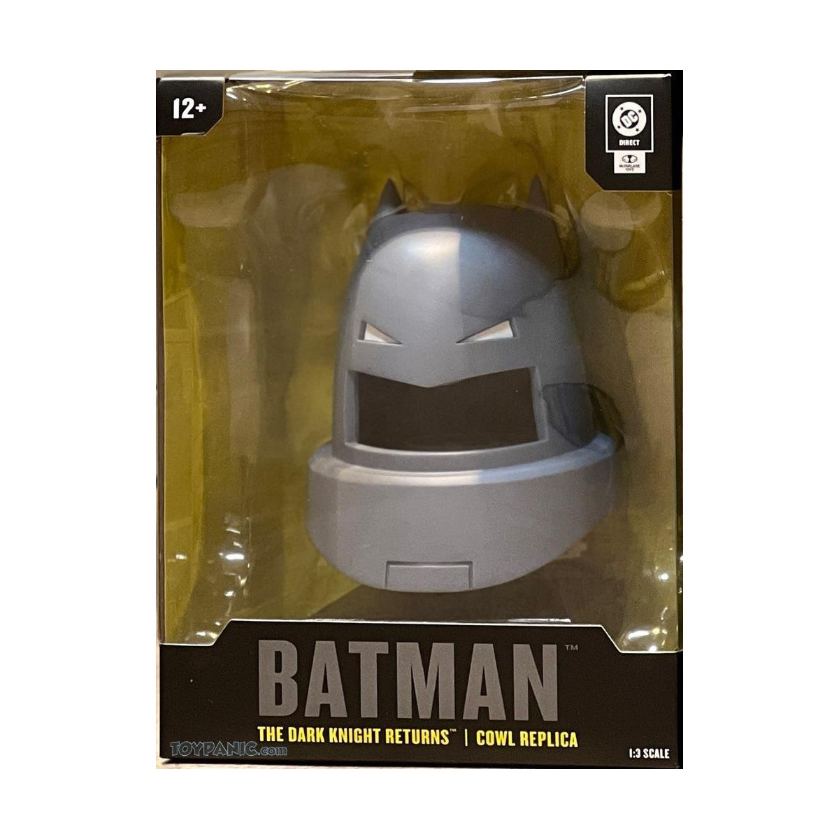 Mc Farlane DC Direct - Batman: Dark Knight Returns Armored Batman Cowl Replica 1/3 - Maschera di Batman