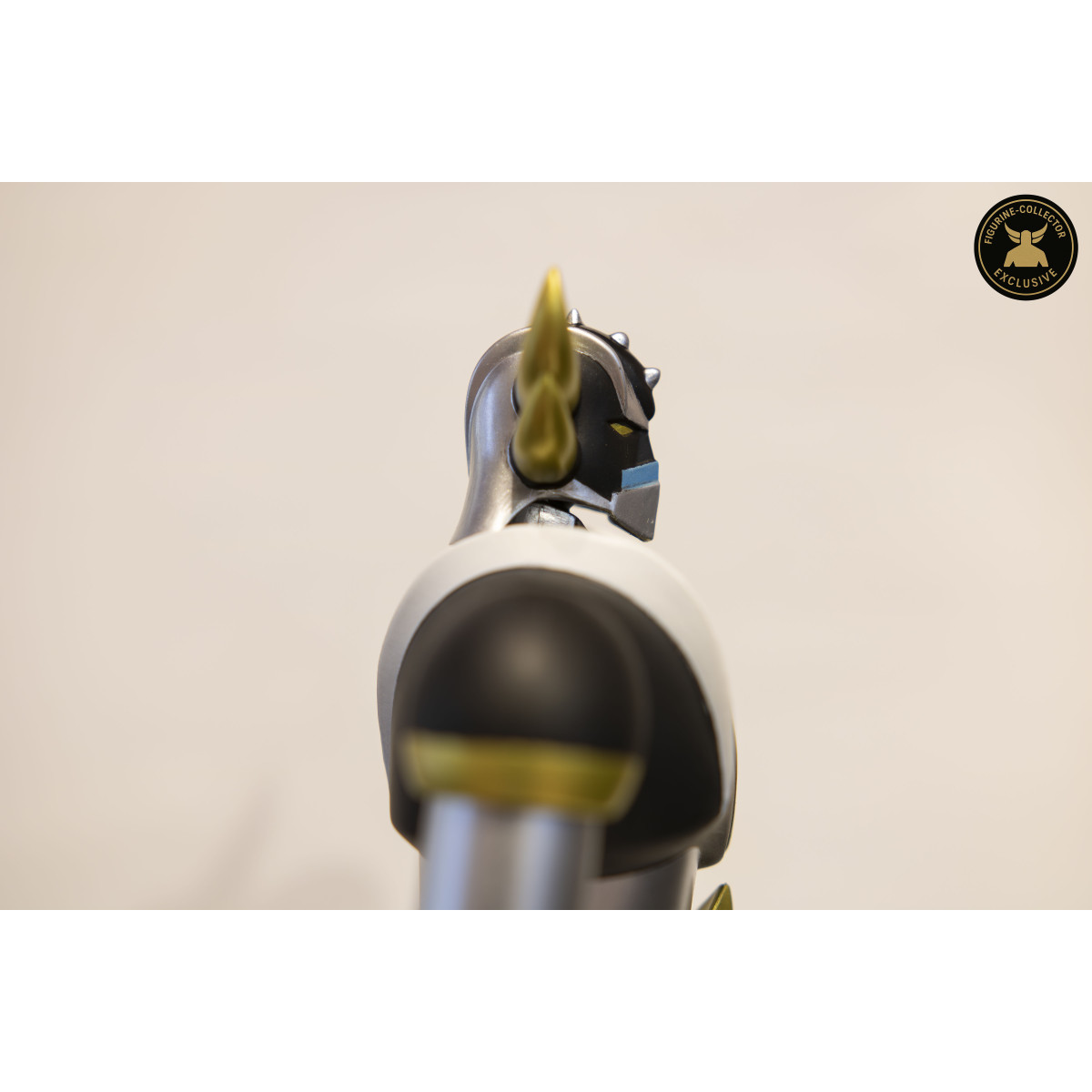 HL Pro - Goldrake (Grendizer) Figurine da collezione esclusive in oro e nero - Jumbo Machinder - Shogun Warrior Ufo Robot Grendi