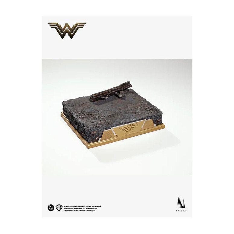 INART - Wonder Woman Figura da collezione in scala 1/6 - Batman vs Superman