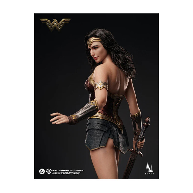 INART - Wonder Woman Figura da collezione in scala 1/6 - Batman vs Superman