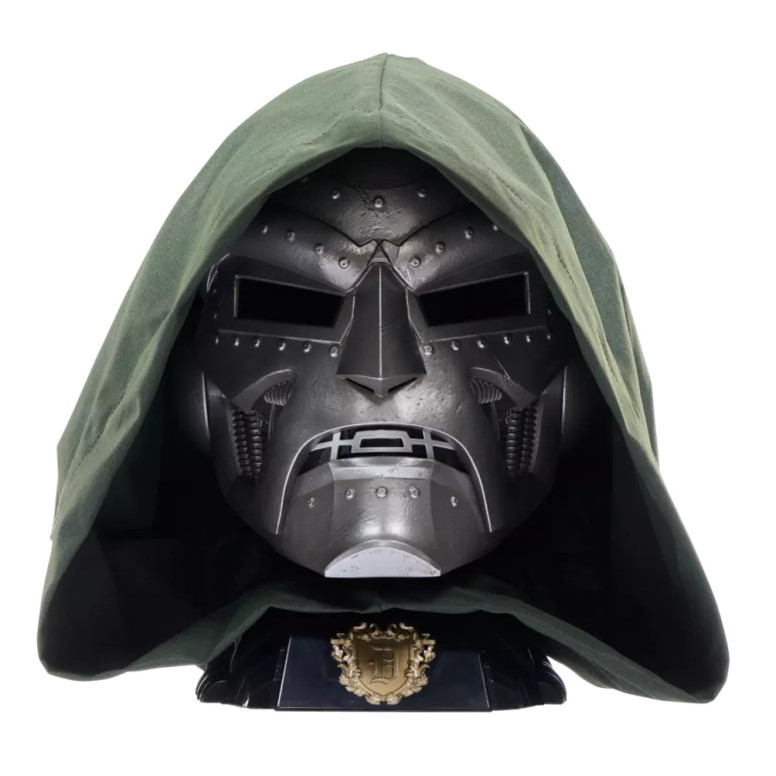 Hasbro - Replica Dr Helmet Doom 1/1 - Marvel Legends Helmet