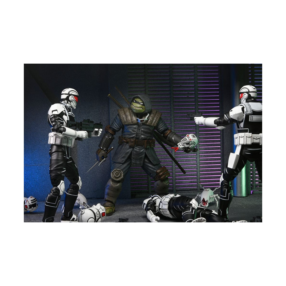 NECA - IDW Comics - Synja Commando con Mousers - L'ultimo Ronin - TMNT