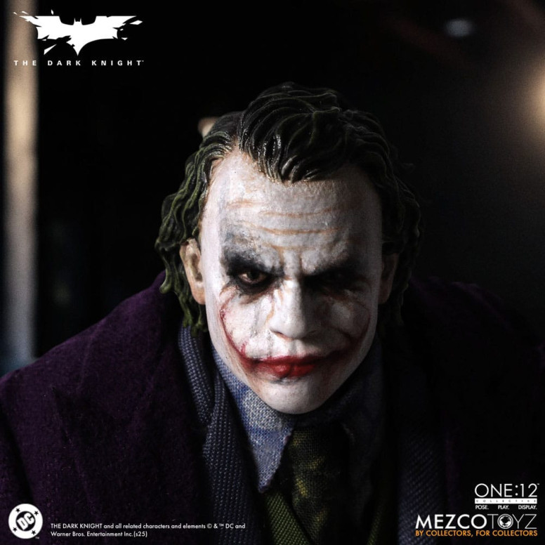 Mezco One 12 - Batman Il Cavaliere Oscuro - Il Joker - DC Comics