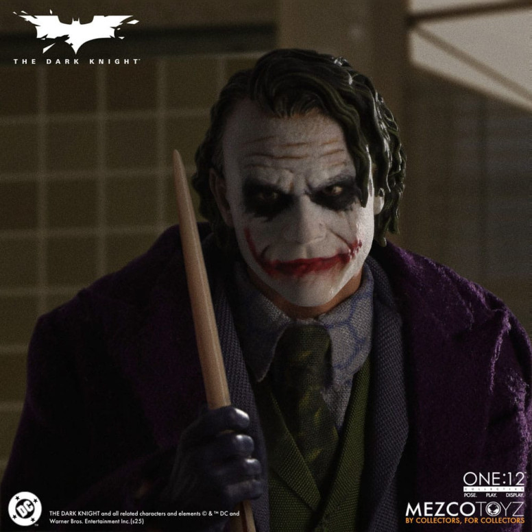 Mezco One 12 - Batman Il Cavaliere Oscuro - Il Joker - DC Comics
