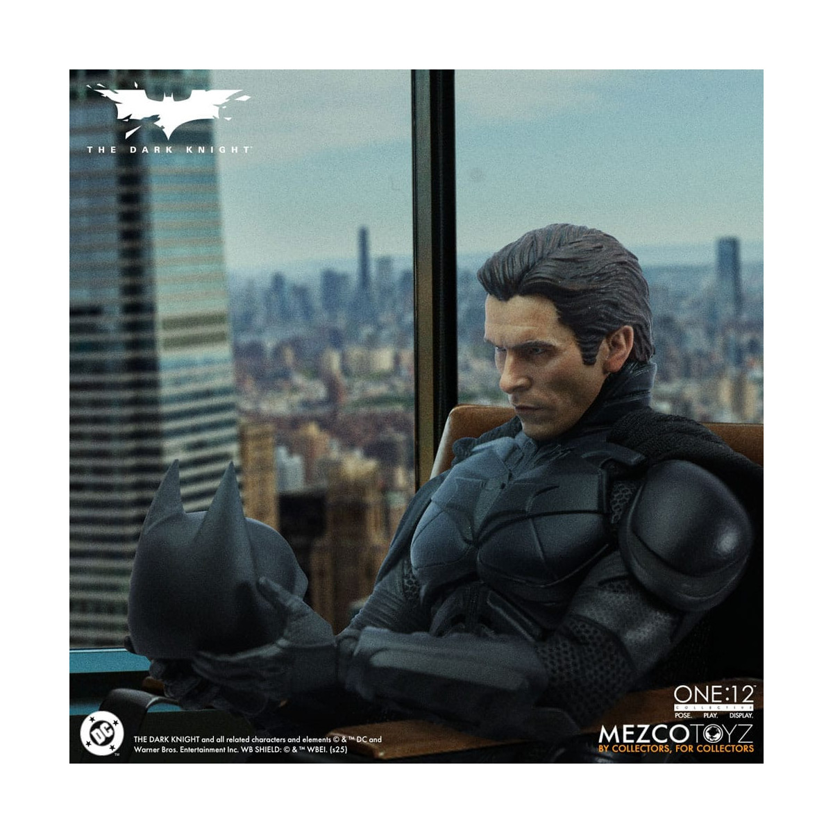 Mezco One 12 - Il Cavaliere Oscuro - BATMAN - DC Comics