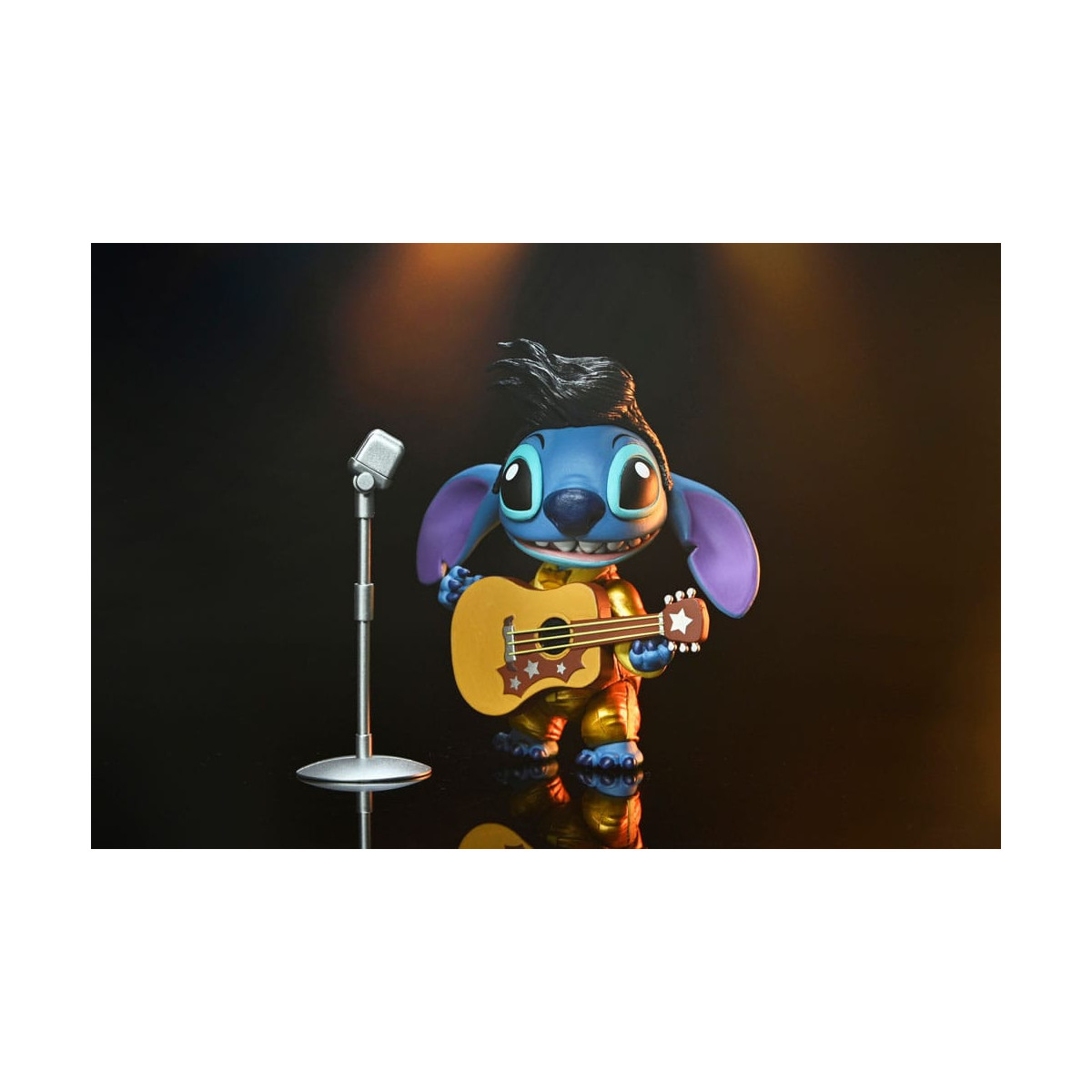 Neca Disney Lilo & Stitch - Costume d'oro definitivo Elvis Stitch