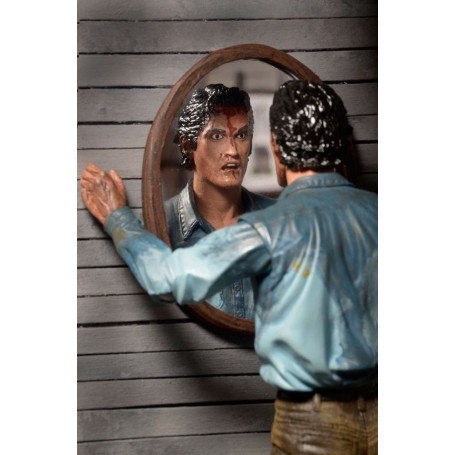 Neca Evil Dead Ultimate Ash