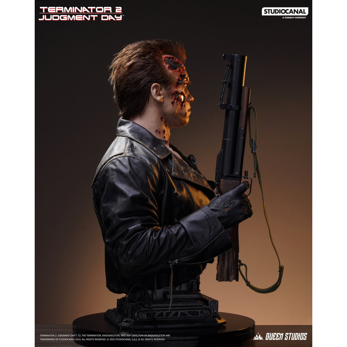 Queen Studios - Busto a grandezza naturale del T-800 danneggiato dalla battaglia - Terminator 2