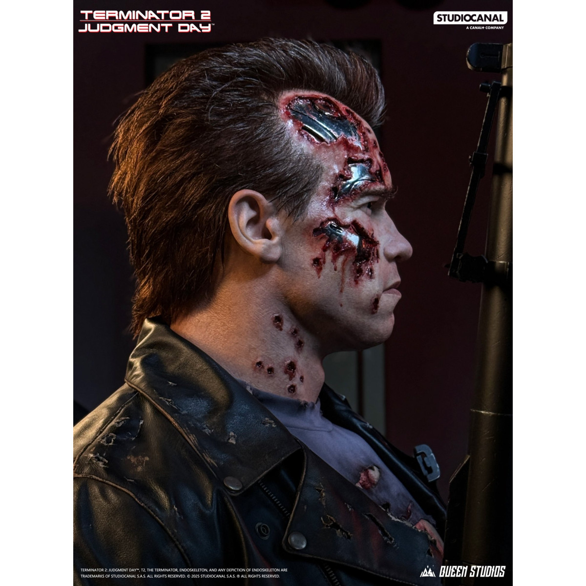 Queen Studios - Busto a grandezza naturale del T-800 danneggiato dalla battaglia - Terminator 2