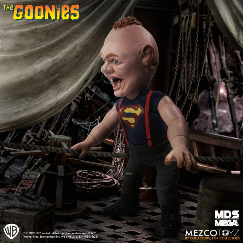 Mezco MDS Mega Scale -Bradipo parlante con suono - Les Goonies Sinok