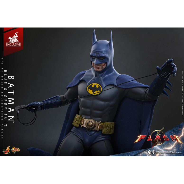 Hot Toys - Batman (Tuta blu e grigia) Movie Masterpiece 1/6 Il The Flash - Esclusiva Hot Toys