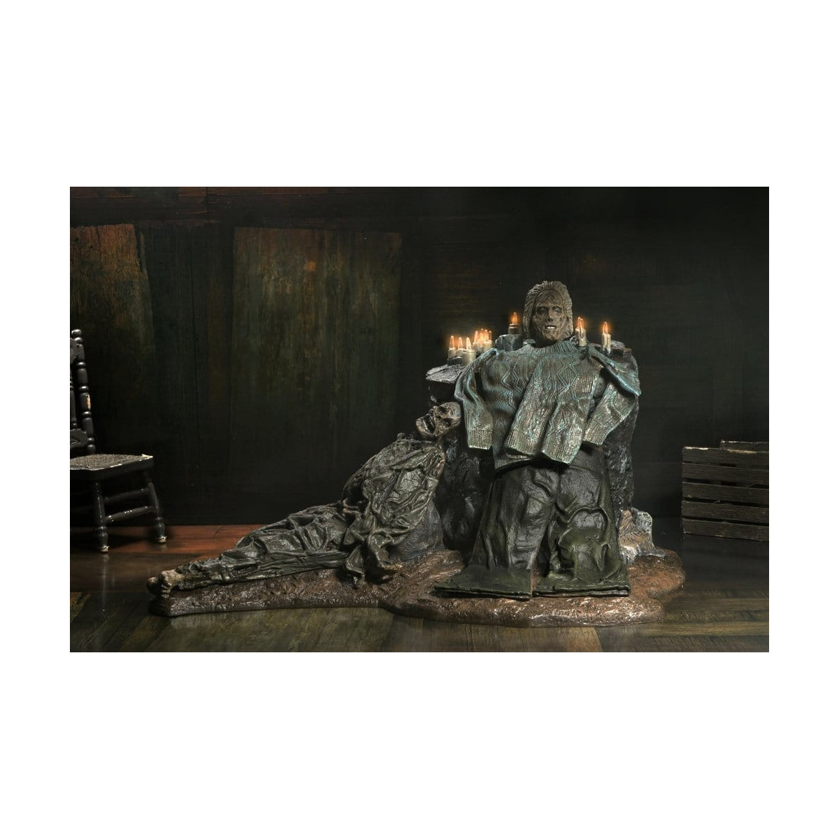 Neca Venerdì 13: il gioco - Diorama Pamela Shrine