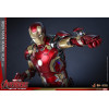Hot Toys Iron Man Avengers 2 Age of Ultron - Iron Man Mark XLIII (2.0) Versione Deluxe Die Cast MMS 1/6