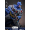 Hot Toys - BATMAN - Batman: Il ritorno del Cavaliere Oscuro (Versione danneggiata dalla battaglia) Comic Masterpiece 1/6