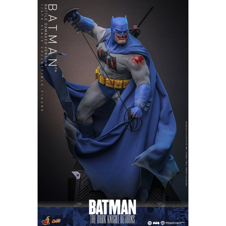 Hot Toys - BATMAN - Batman: Il ritorno del Cavaliere Oscuro (Versione danneggiata dalla battaglia) Comic Masterpiece 1/6
