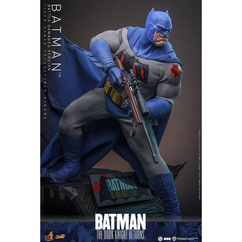 Hot Toys - BATMAN - Batman: Il ritorno del Cavaliere Oscuro (Versione danneggiata dalla battaglia) Comic Masterpiece 1/6