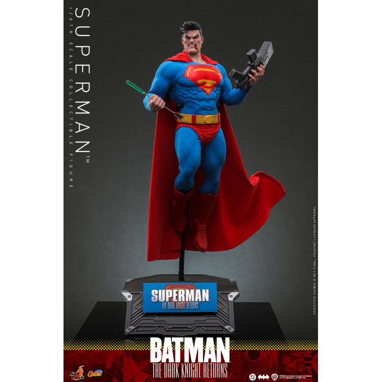 Hot Toys - Superman - Batman: Il Ritorno del Cavaliere Oscuro Comic Masterpiece 1/6