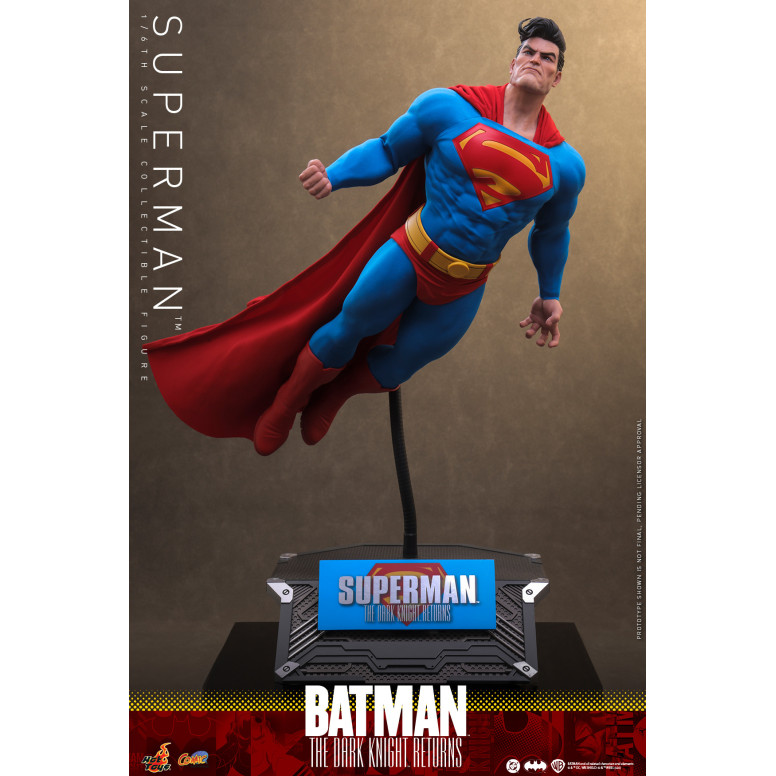 Hot Toys - Superman - Batman: Il Ritorno del Cavaliere Oscuro Comic Masterpiece 1/6