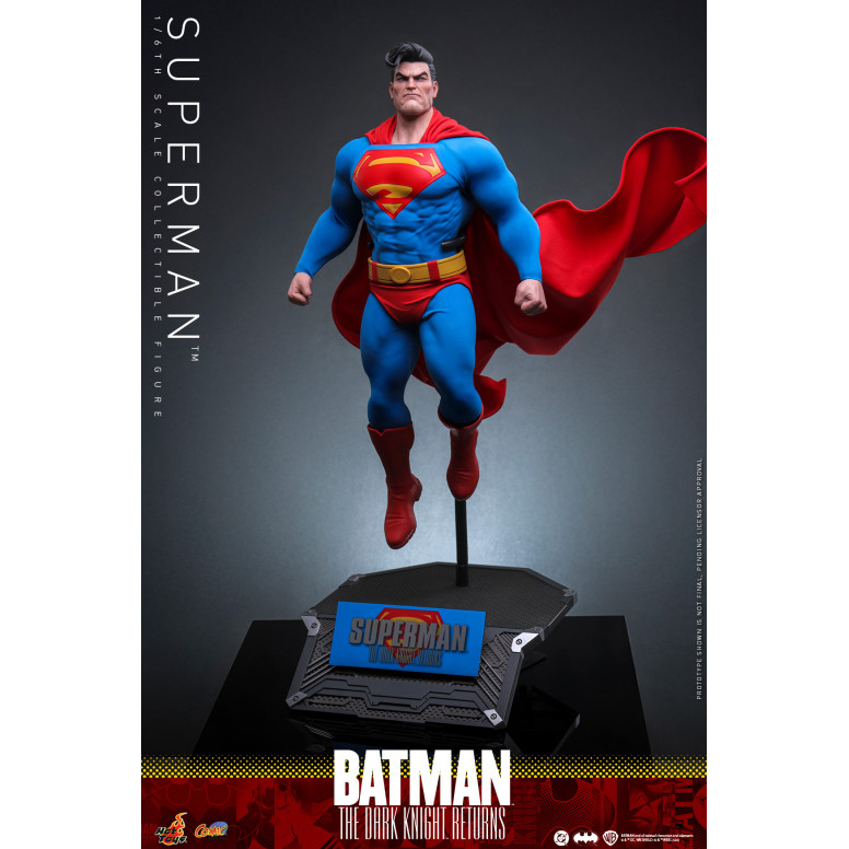 Hot Toys - Superman - Batman: Il Ritorno del Cavaliere Oscuro Comic Masterpiece 1/6