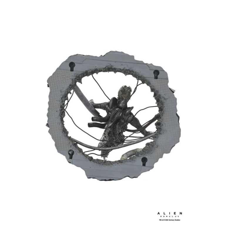 Neca - Alien: Romulus - Laboratorio Deluxe Sospeso Xenomorfo XX121