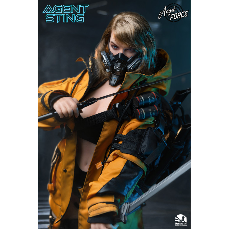 Infinity Studio - Angel Force - Figura d'azione in silicone completo Agente Sting 1/3