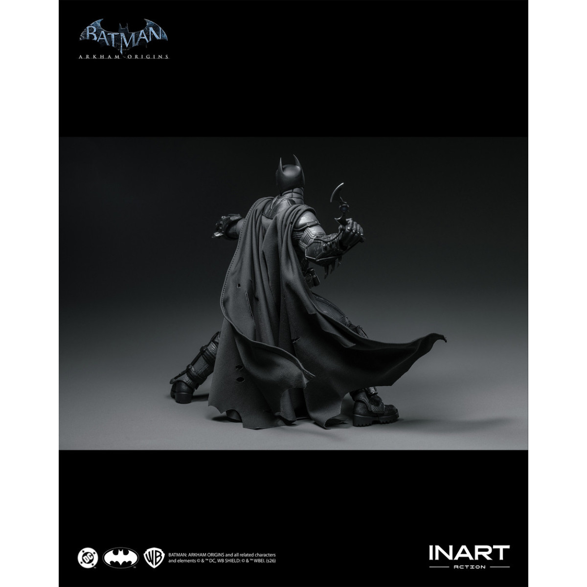 INART - Batman (versione danneggiata dalla battaglia) - Batman: Arkham Origins Figura in scala 1/12