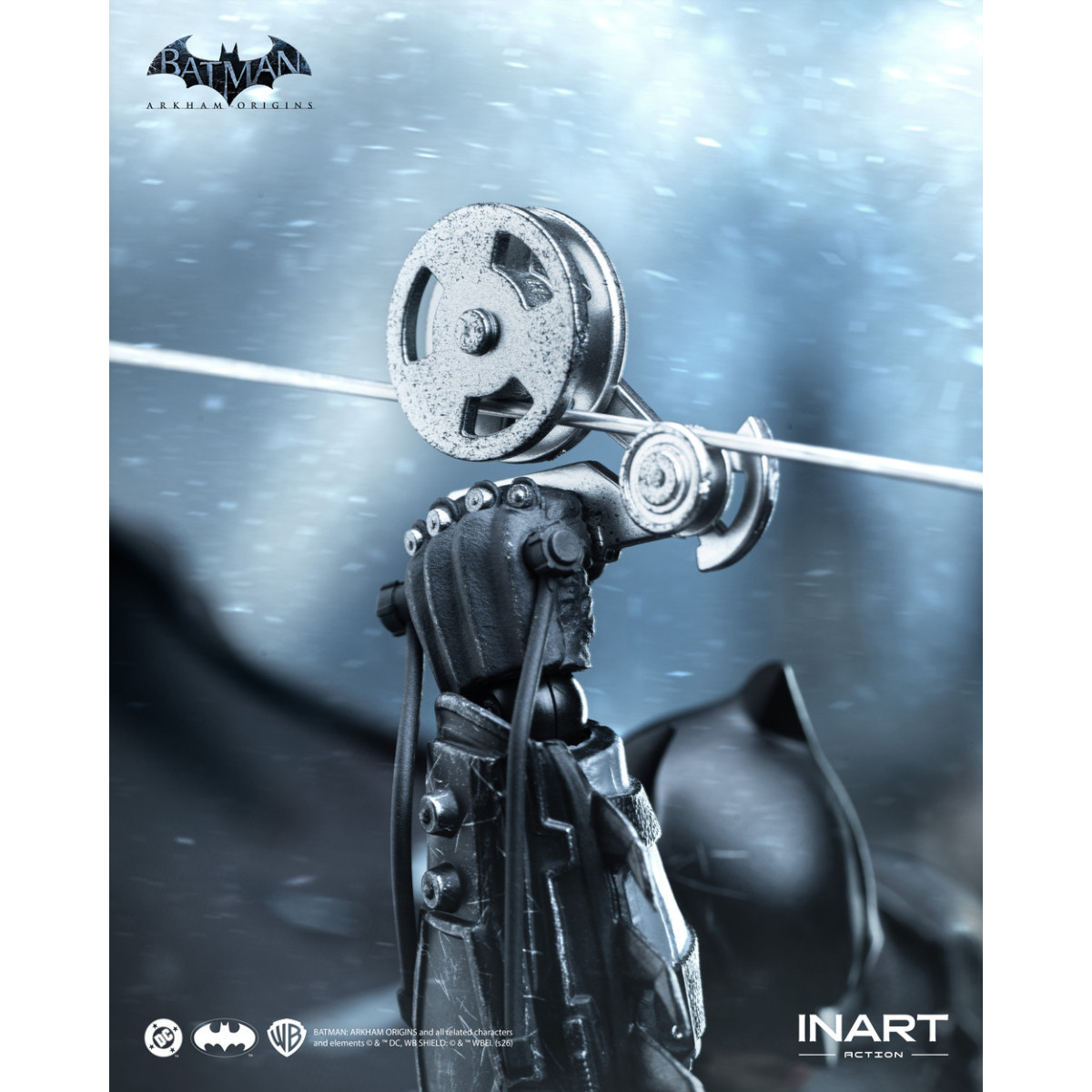 INART - Batman (versione danneggiata dalla battaglia) - Batman: Arkham Origins Figura in scala 1/12