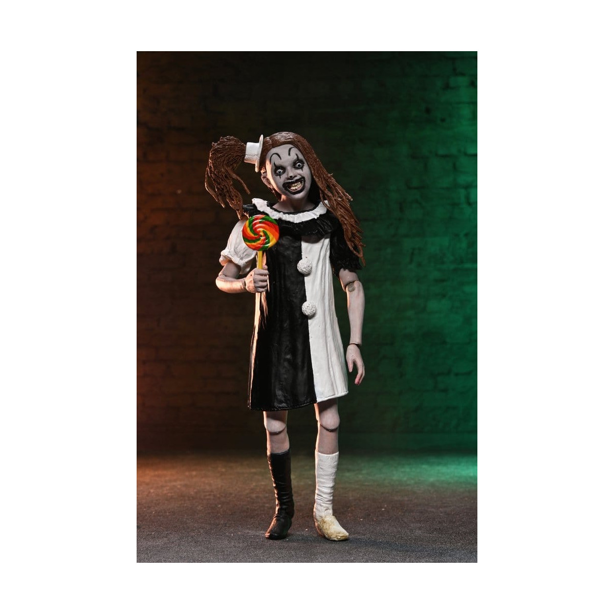 Neca Terrifier 2 - Ultimate Art il clown e la piccola ragazza pallida