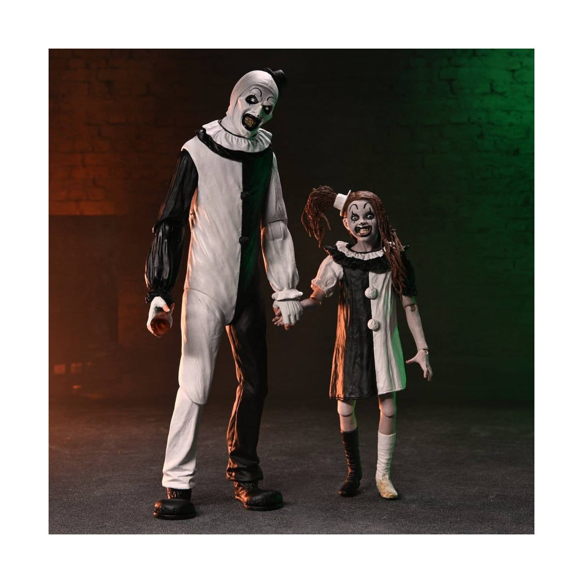 Neca Terrifier 2 - Ultimate Art il clown e la piccola ragazza pallida
