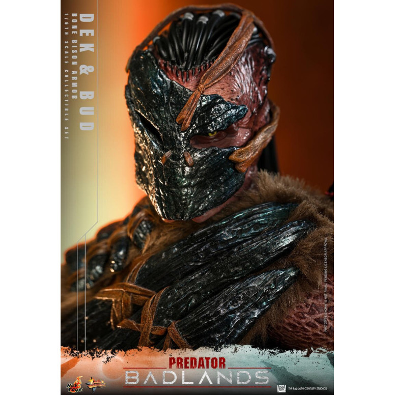 Hot Toys - Predator: Badlands - Dek (armatura Bone Bison) e Bud MMS 1/6