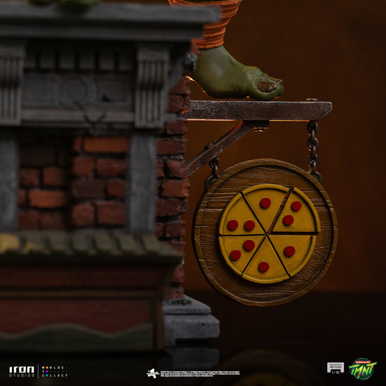 Iron Studios - TMNT - Michelangelo scatenato in scala 1/10 - Teenage Mutant Ninja Turtles