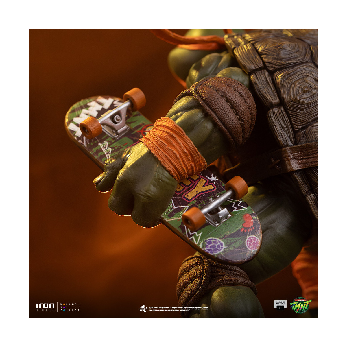 Iron Studios - TMNT - Michelangelo scatenato in scala 1/10 - Teenage Mutant Ninja Turtles