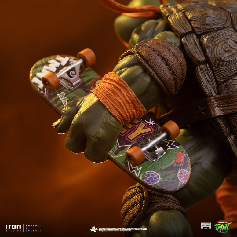 Iron Studios - TMNT - Michelangelo scatenato in scala 1/10 - Teenage Mutant Ninja Turtles