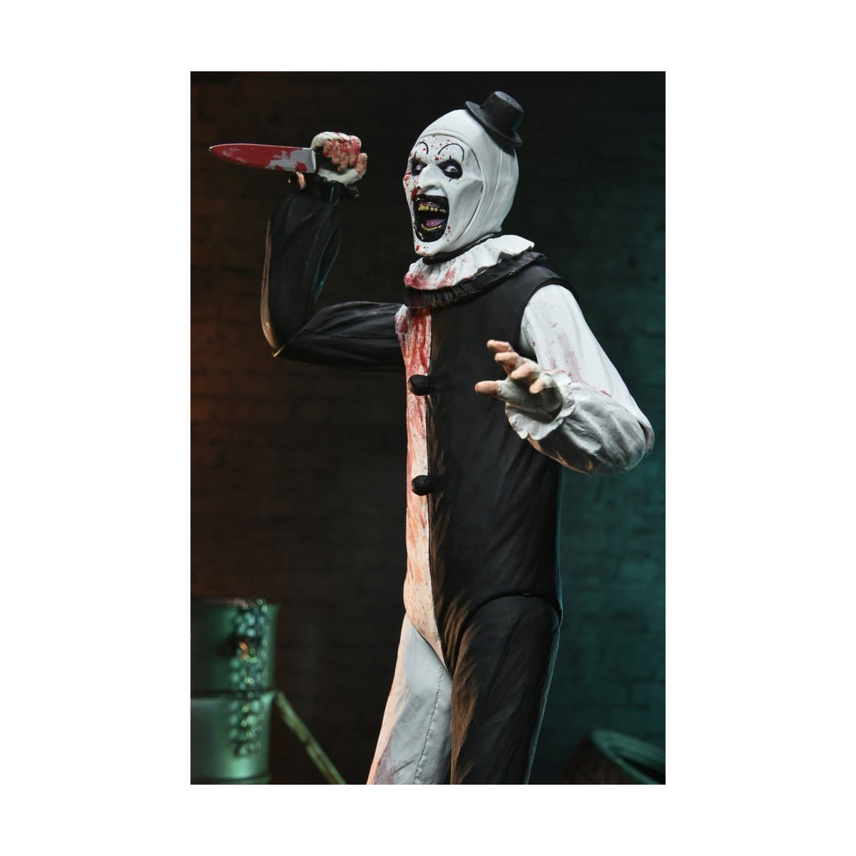 copia di Neca Terrifier 2 - Ultimate Art il clown e la piccola ragazza pallida
