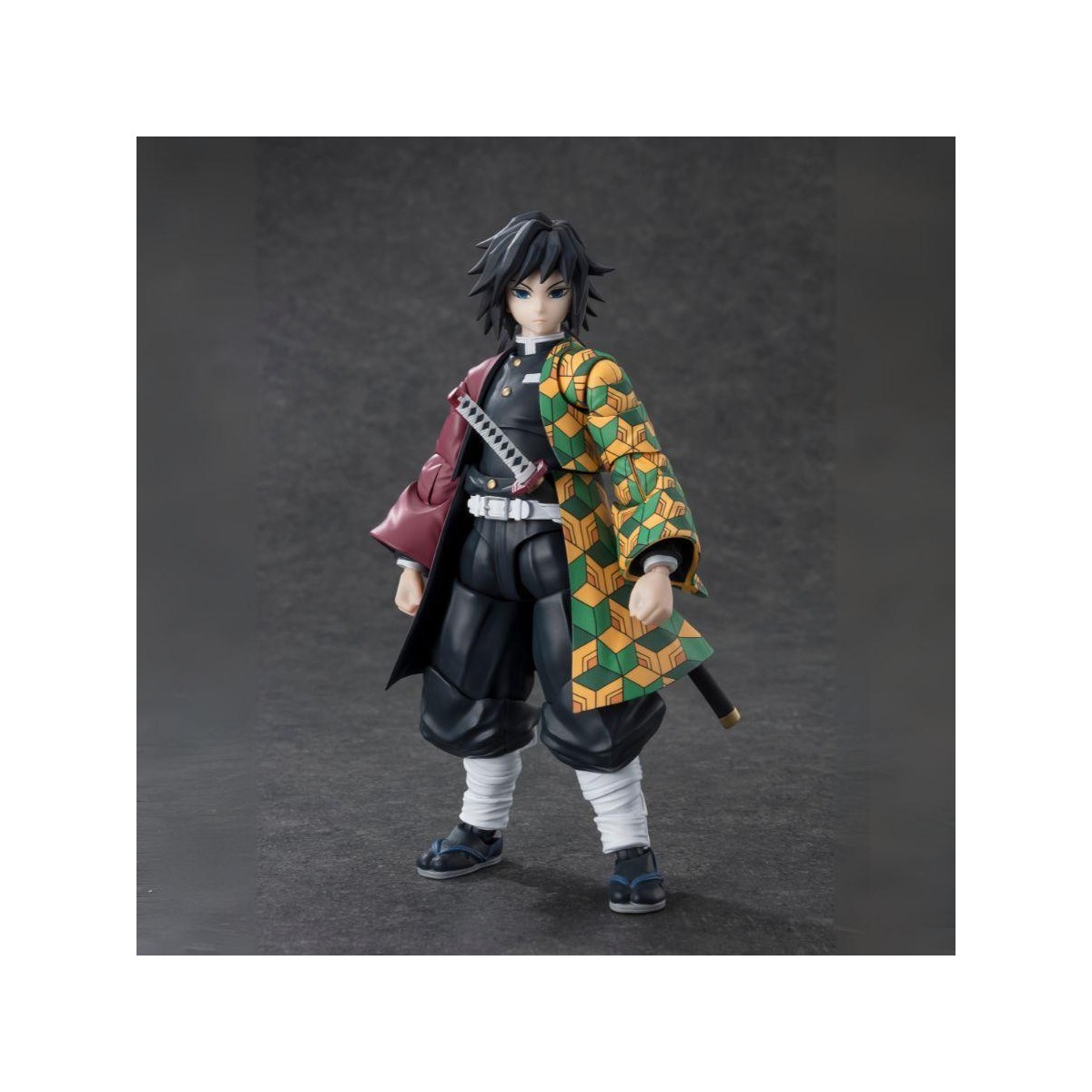 Tamashii Bandai - Giyu Tomioka - Cacciatore di demoni SH Figuarts SHF
