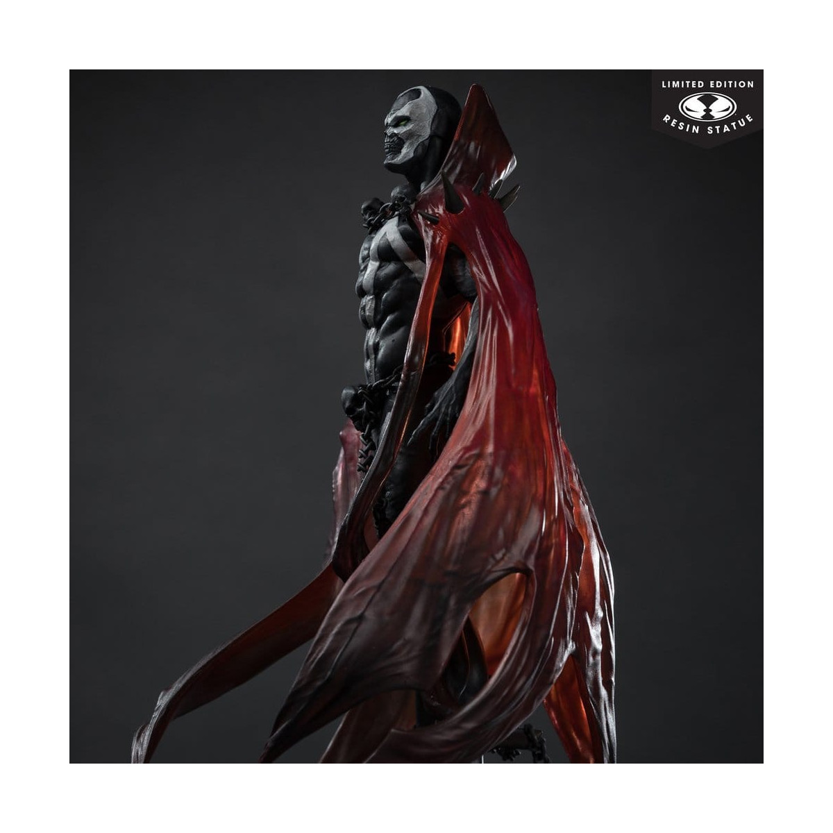 McFarlane - Spawn Statua nera, bianca e rossa 1/10 di Pupeteer Lee