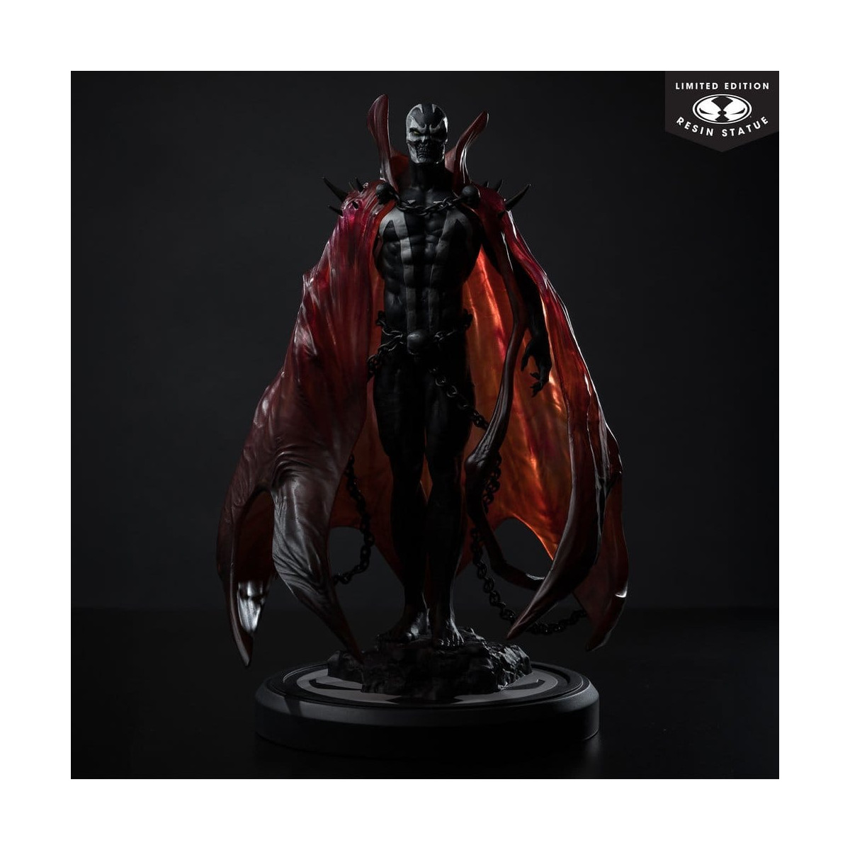 McFarlane - Spawn Statua nera, bianca e rossa 1/10 di Pupeteer Lee