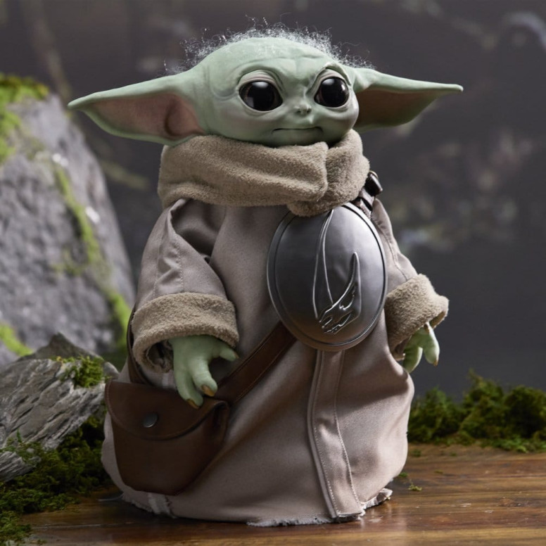 Hasbro Star Wars - Ultimate Grogu 1/1 (figura animatronica) - Il Mandaloriano e Grogu