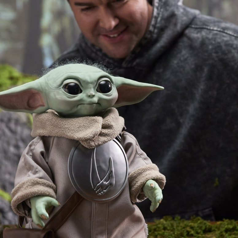 Hasbro Star Wars - Ultimate Grogu 1/1 (figura animatronica) - Il Mandaloriano e Grogu