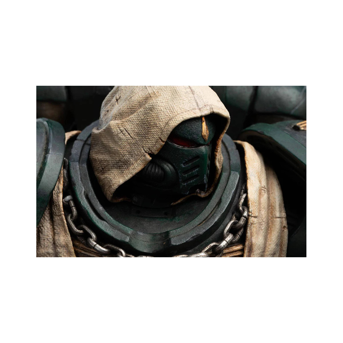 Weta Warhammer 40.000 - DARK ANGEL VETERAN 1/10