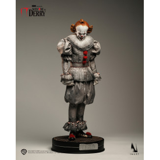 INART - Figurina da collezione Pennywise in scala 1/6 - IT: Benvenuti a Derry - Stagione 1