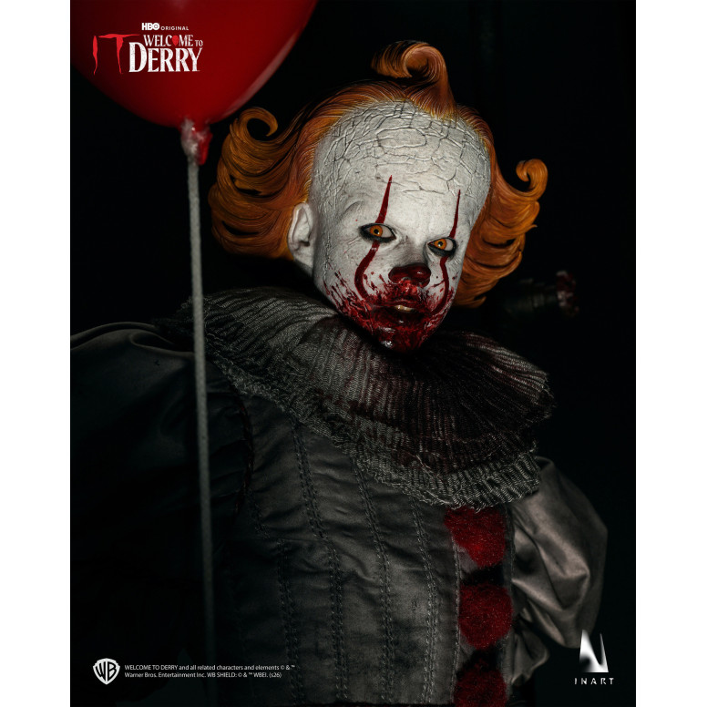 INART - Figurina da collezione Pennywise in scala 1/6 - IT: Benvenuti a Derry - Stagione 1