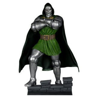Mc Farlane Marvel - Doctor Doom e 1/6